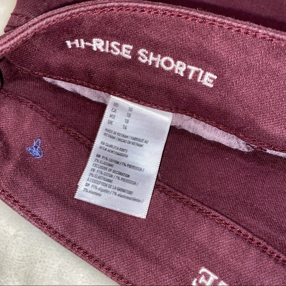 american eagle denim x hi-rise burgundy shortie shorts - Picture 3 of 8